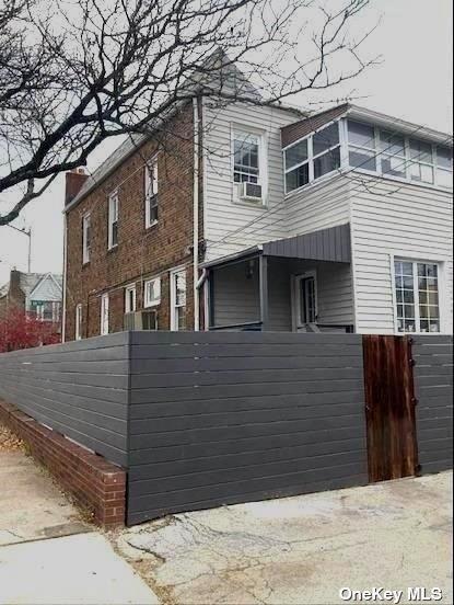 85-55 66th Road Queens, NY 11374 - Photo 4 of 21