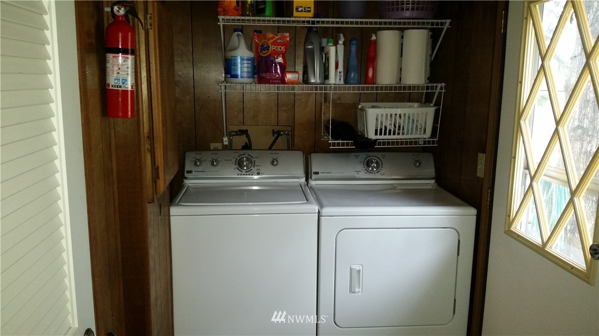 555 Cemetery Road Winlock, WA 98596 - Photo 12 of 15