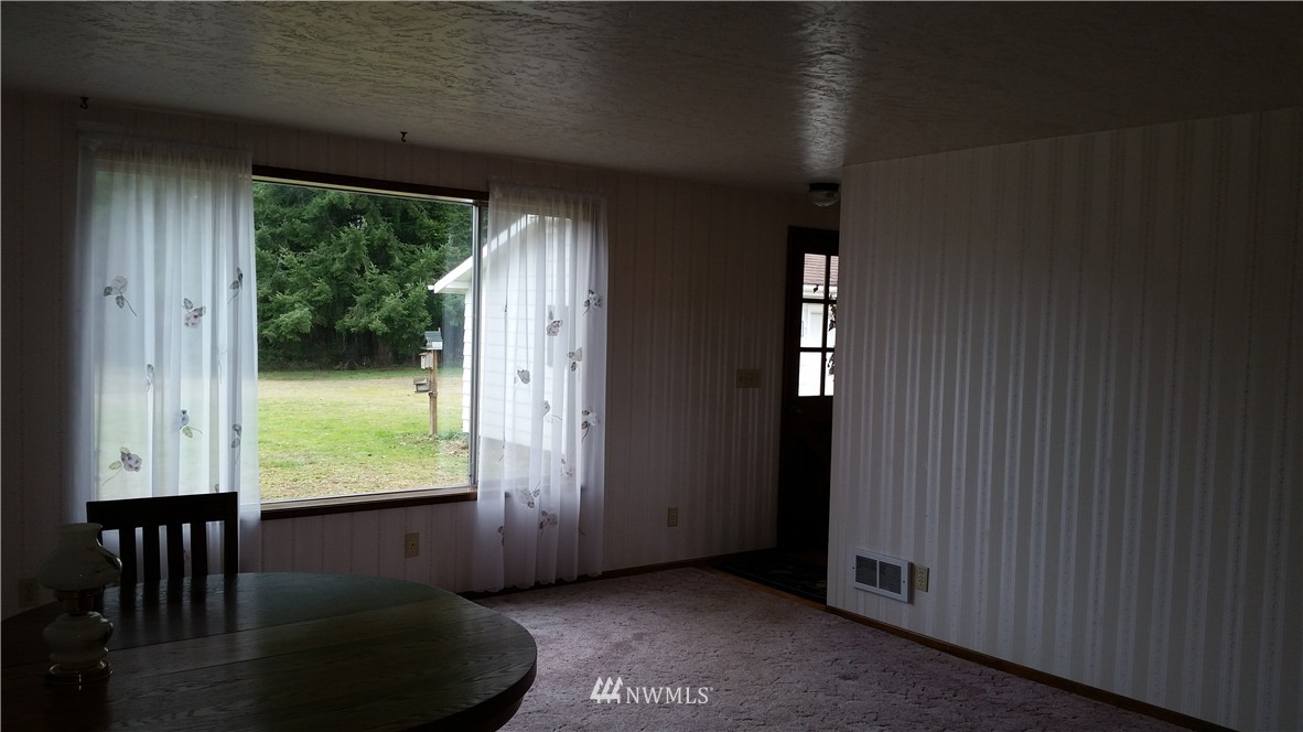 555 Cemetery Road Winlock, WA 98596 - Photo 10 of 15