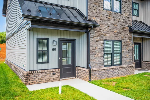 $309,900 | 66 Luke Court, Rustburg, VA 24588