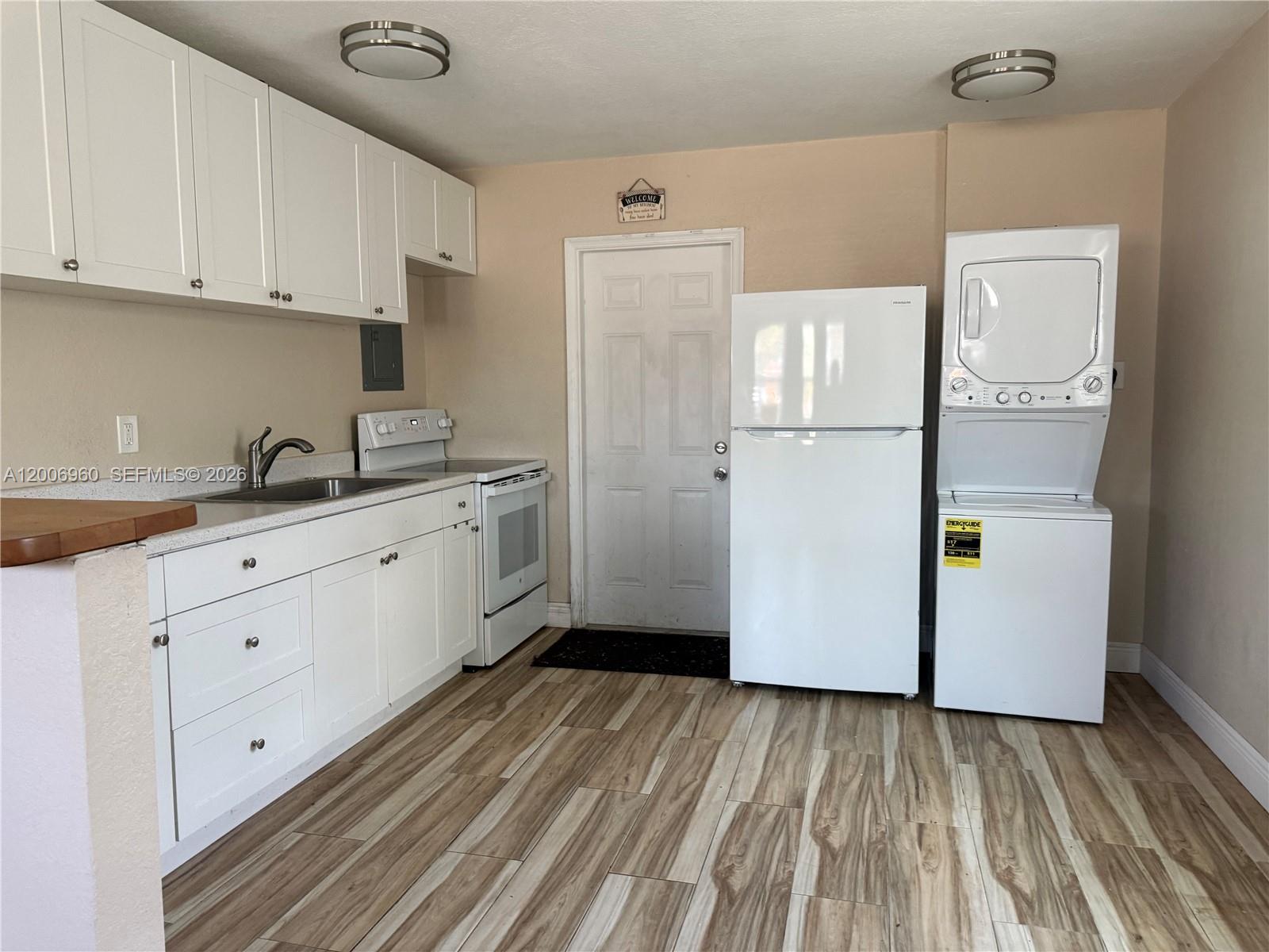 508 Beech Road West Palm Beach, FL 33409 - Photo 5 of 15 Gallery Image 5