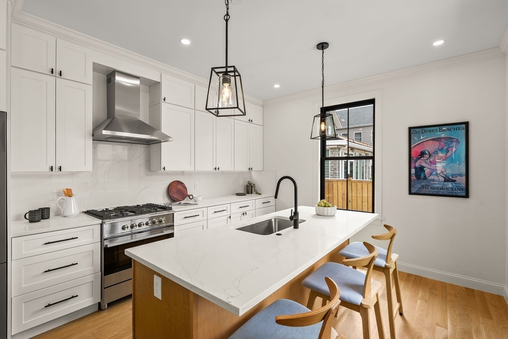 27 Shepard Street, Unit 5 Boston, MA 02135 - Photo 9 of 33