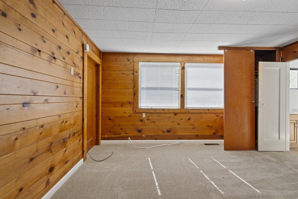 804 Comstock Road Hollister, CA 95023 - Photo 33 of 47 a view of an empty room