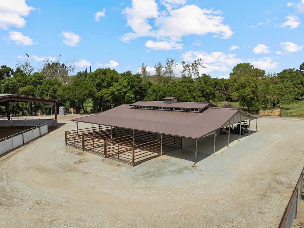 804 Comstock Road Hollister, CA 95023 - Photo 10 of 47 a view of a patio with swimming pool and mountain view