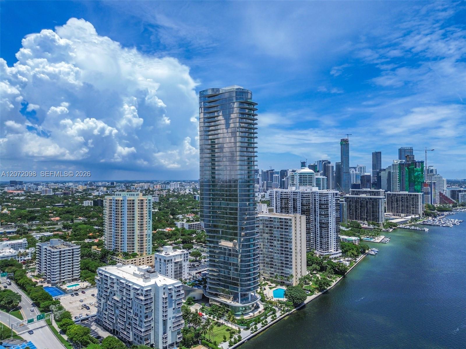 175 Southeast 25th Road, Unit PH4301 Miami, FL 33129 - Photo 48 of 58 Gallery Image 48