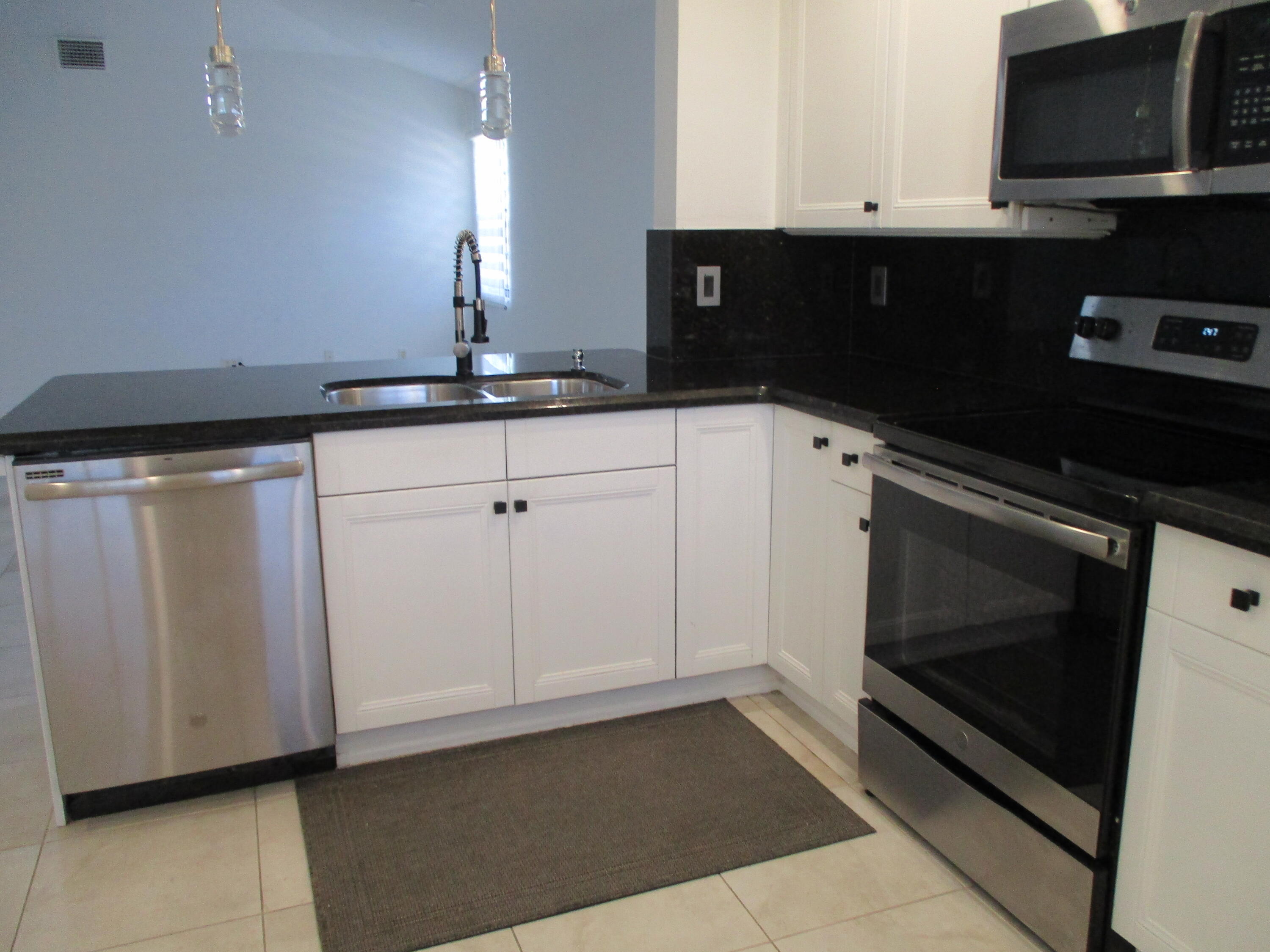 6666 Montego Bay Boulevard, Unit B Boca Raton, FL 33433 - Photo 23 of 56 IMG_3842