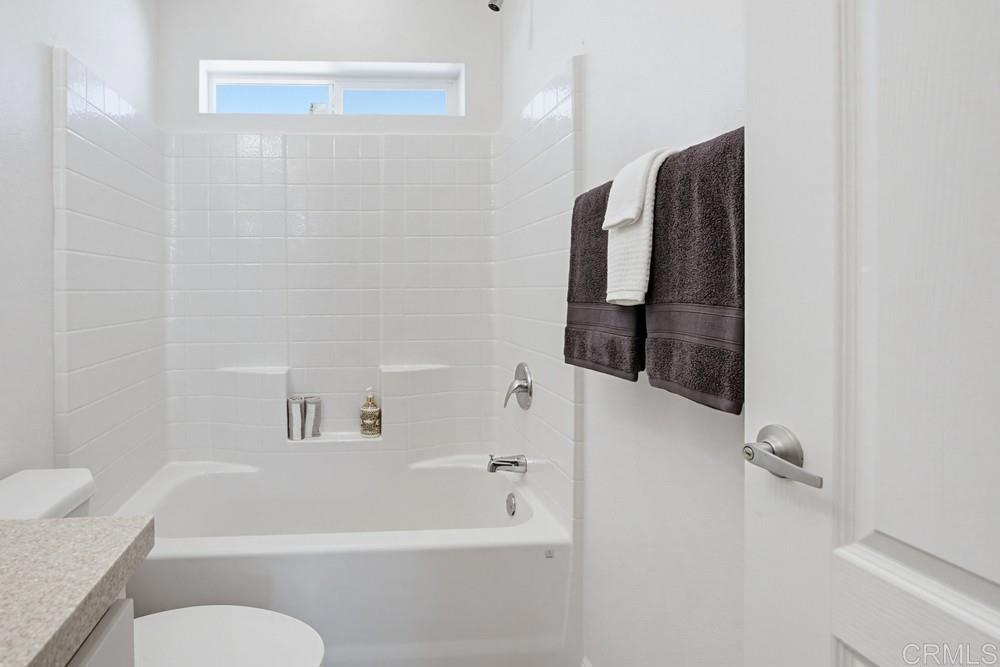 42 Havenview Lane Oceanside, CA 92056 - Photo 23 of 39