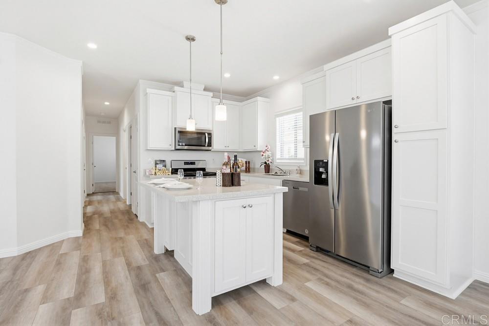 42 Havenview Lane Oceanside, CA 92056 - Photo 3 of 39