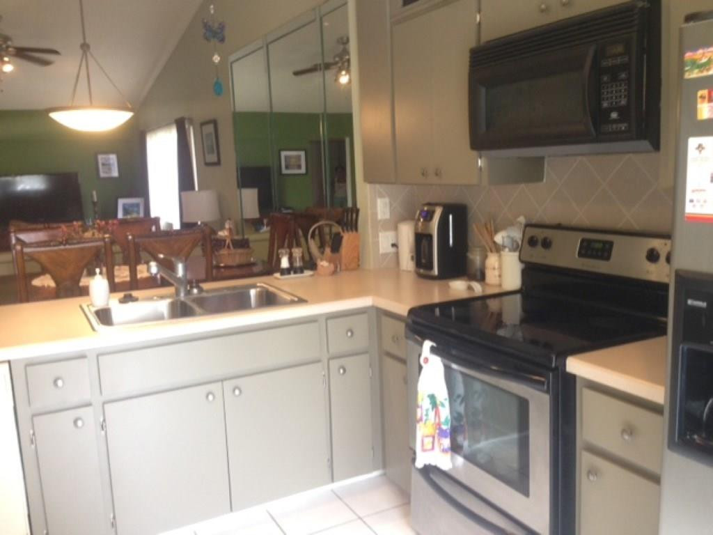 693 Banks Road, Unit 693 Margate, FL 33063 - Photo 5 of 15 Photo 5