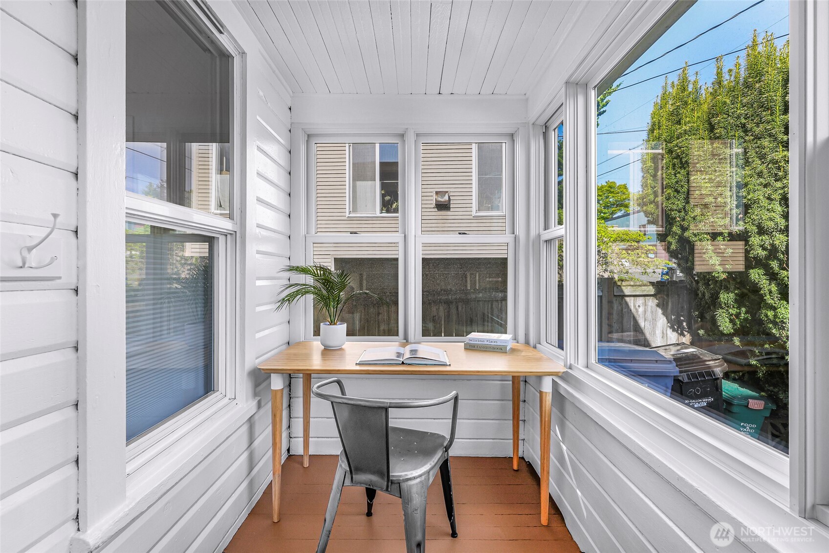 907 North 74th Street Seattle, WA 98103 - Photo 16 of 21 Gallery Image 16