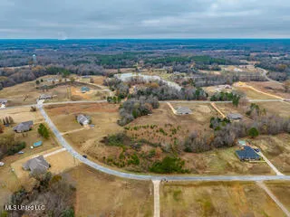 $35,000 | 43 Cherry Bark Lane, Courtland, MS 38620