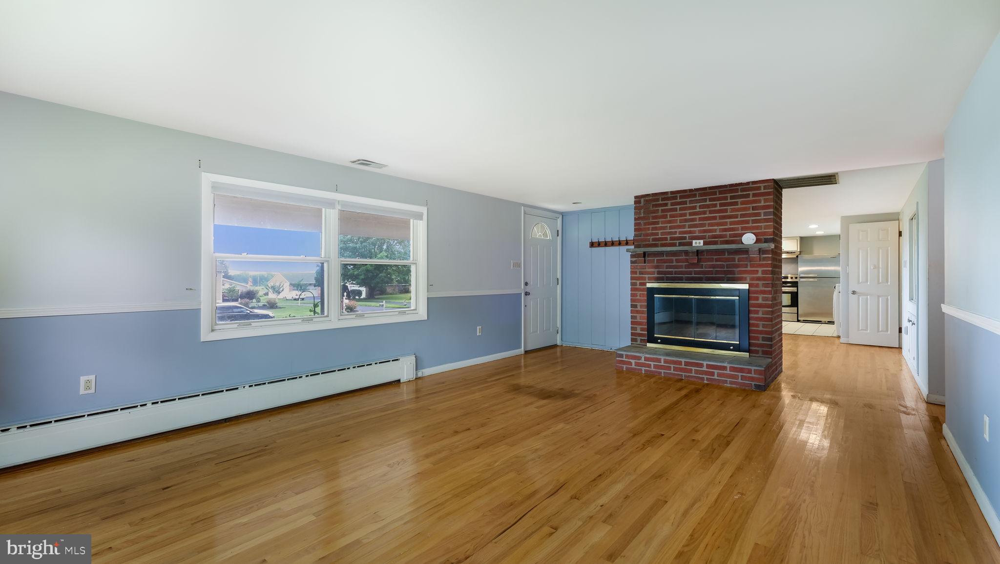 736 Towerview Drive Newtown, PA 18940 - Photo 4 of 19 living room