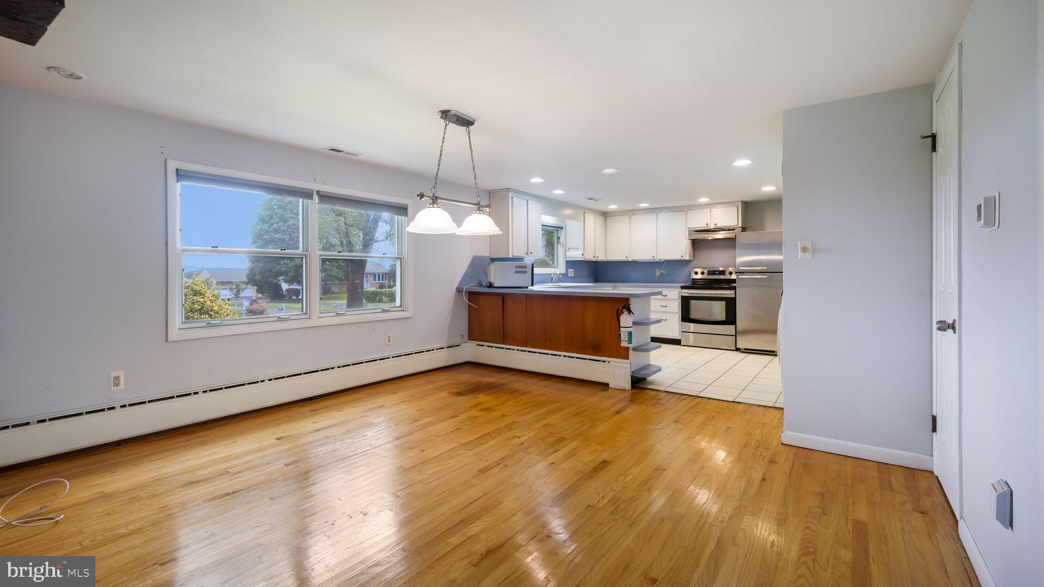 736 Towerview Drive Newtown, PA 18940 - Photo 6 of 19 dining room