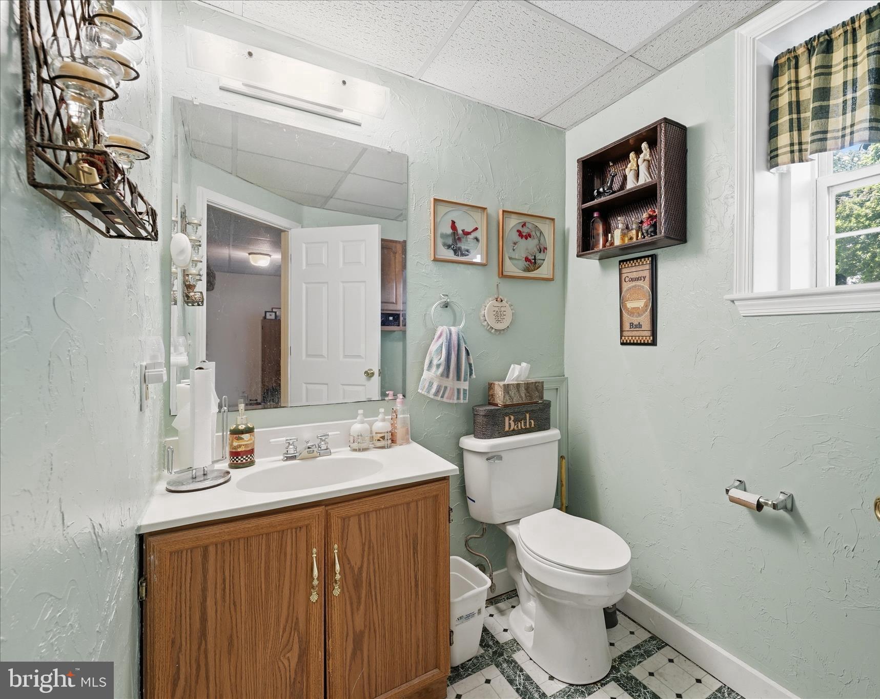 1126 Cobblestone Court Hanover, PA 17331 - Photo 17 of 32 Powder Room