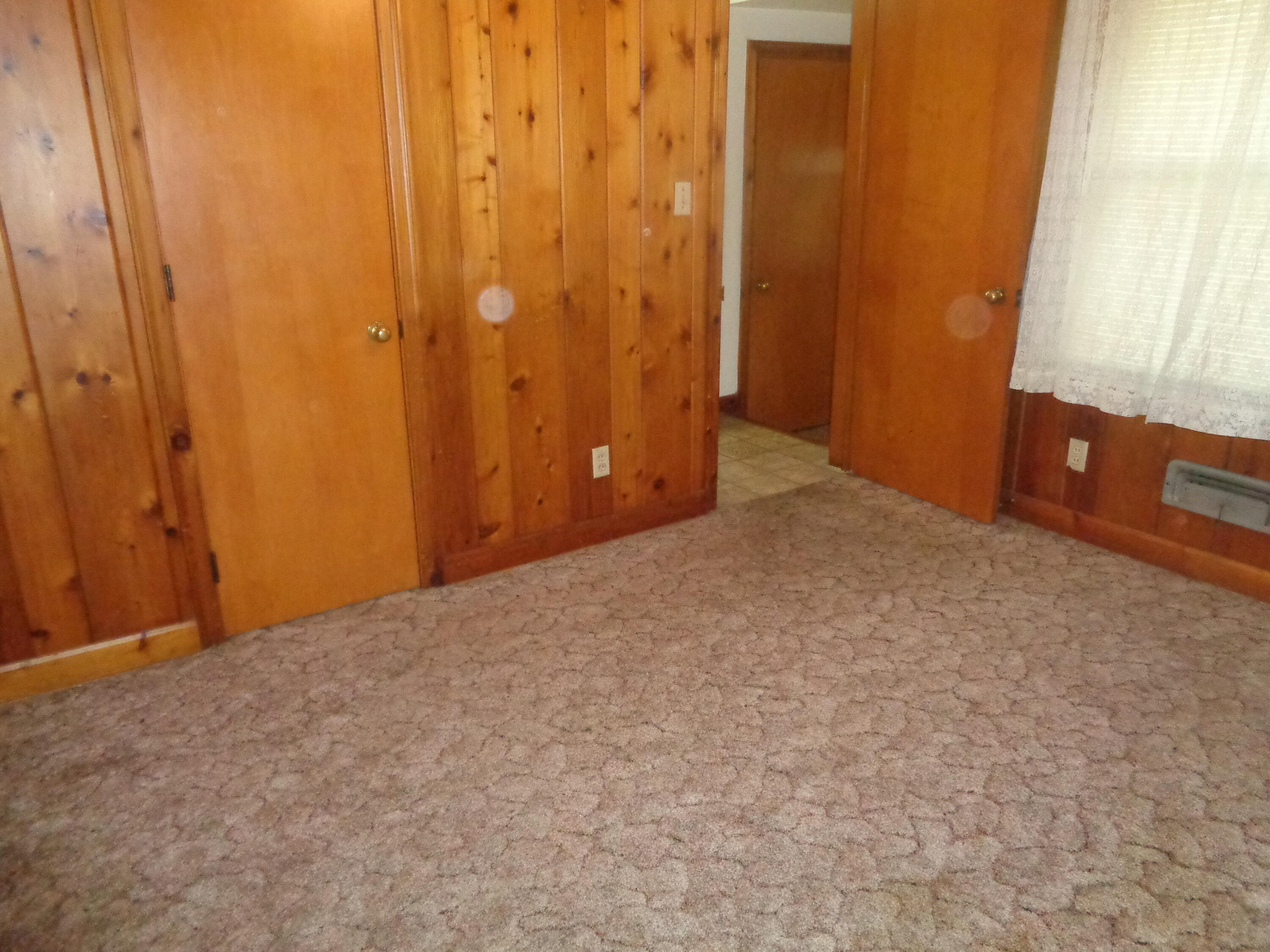 4319 Oliver Road Northeast Roanoke, VA 24012 - Photo 6 of 10 bedroom3