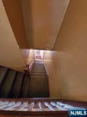 24 Washington Place, Unit 2 Teaneck, NJ 07666 - Photo 7 of 12 a view of entryway