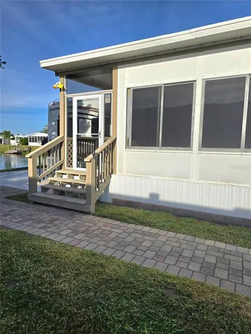 $99,999 | 13860 Southeast 143rd Avenue, Okeechobee, FL 34974