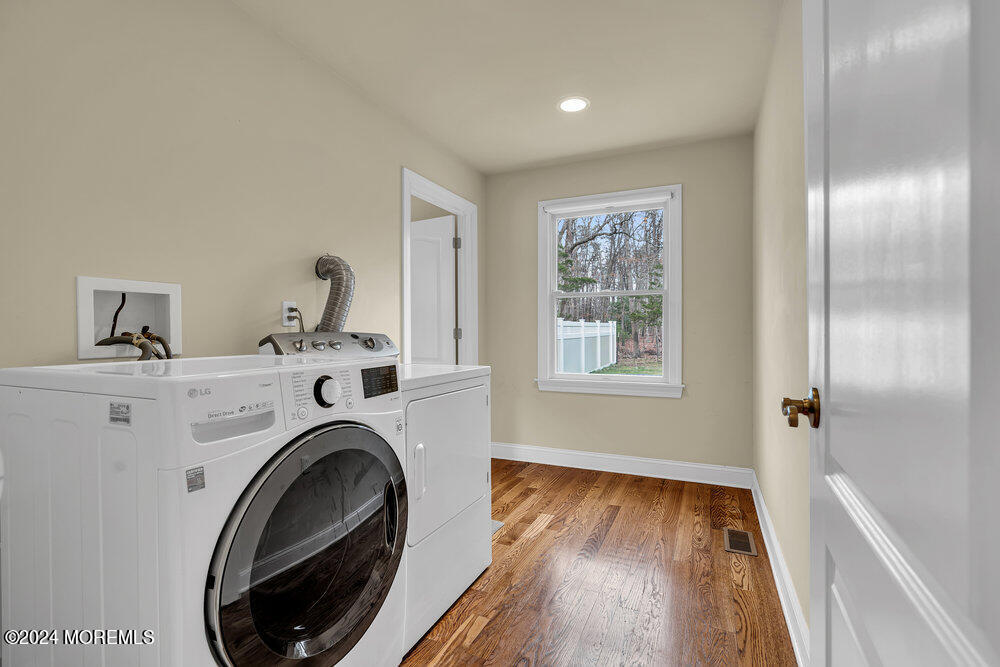 103 Obre Road Colts Neck, NJ 07722 - Photo 25 of 64 22_Downstairs Laundry