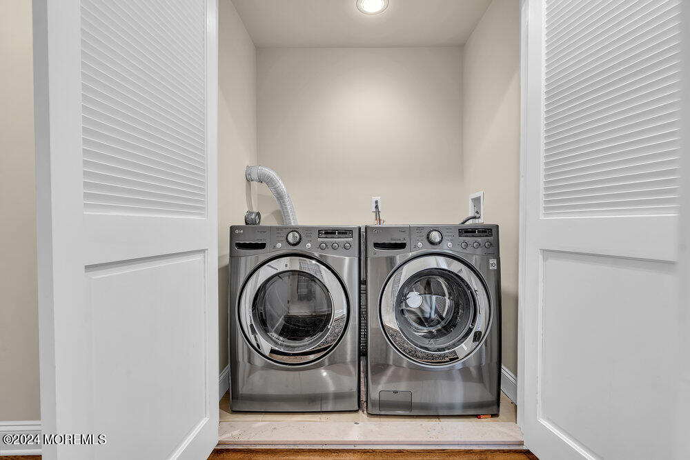 103 Obre Road Colts Neck, NJ 07722 - Photo 47 of 64 44_Upstairs Laundry