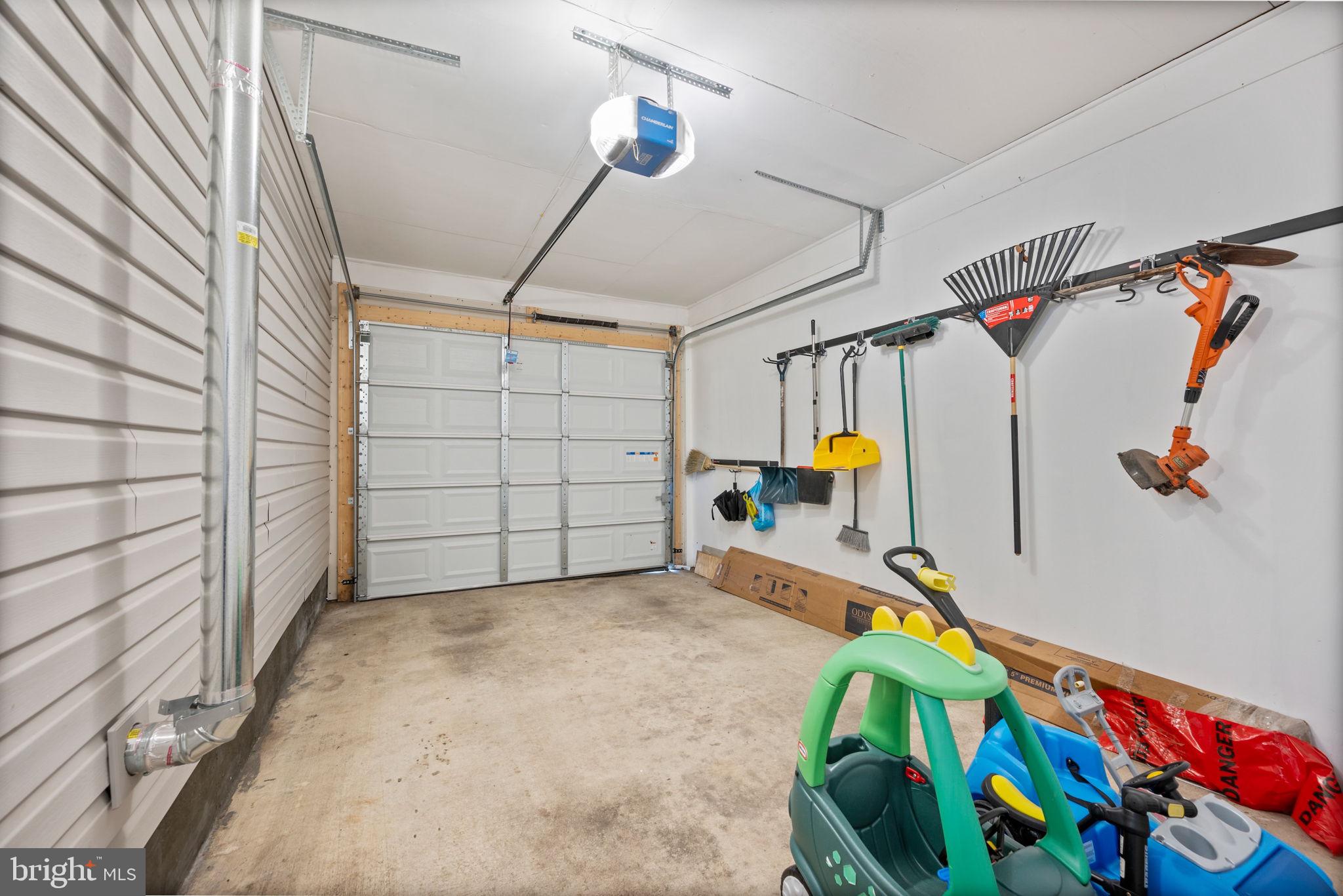 645 Ridgefield Court Glen Burnie, MD 21061 - Photo 35 of 62 Attached garage