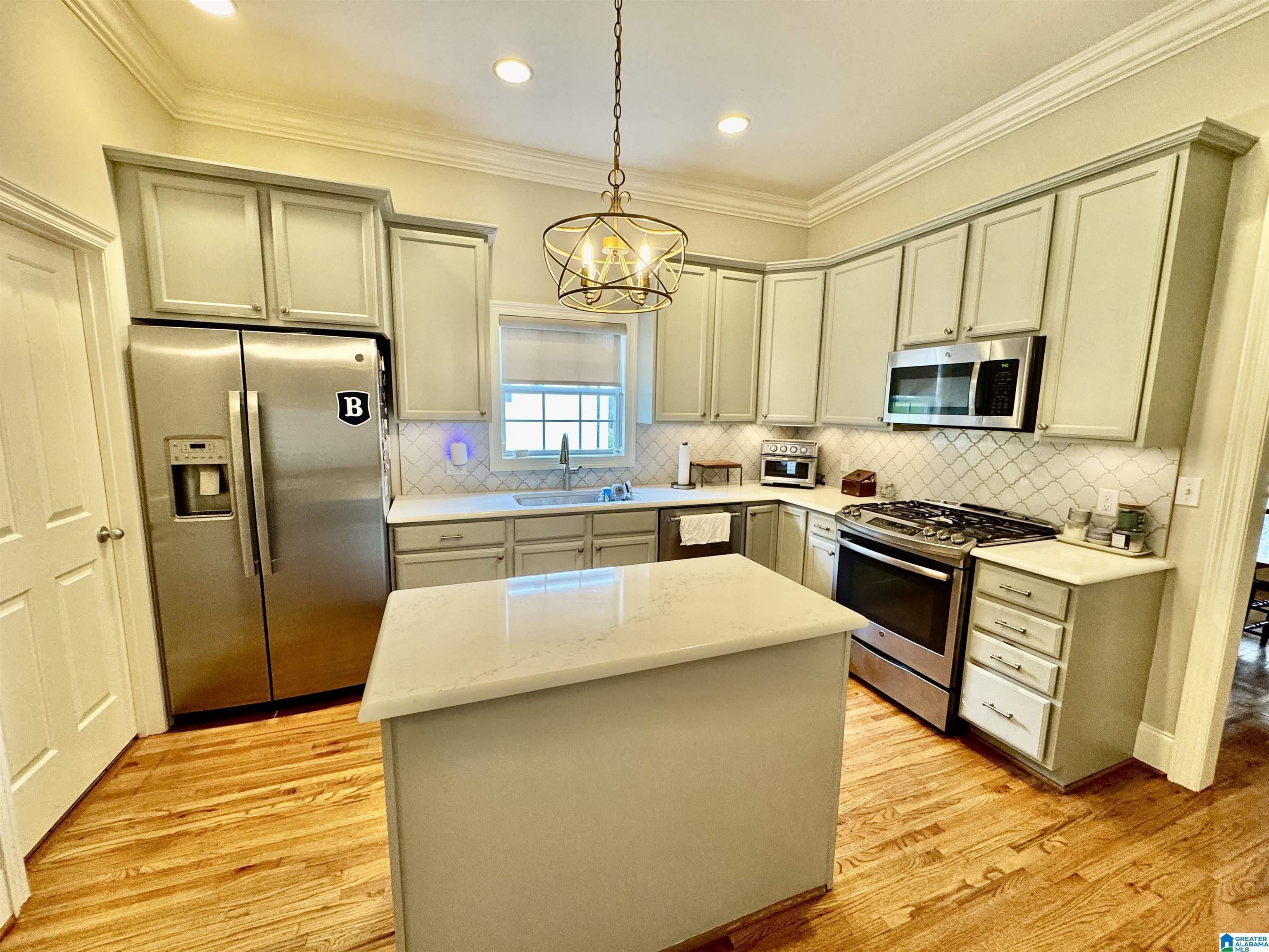 121 Cliff Road Sterrett, AL 35147 - Photo 11 of 32