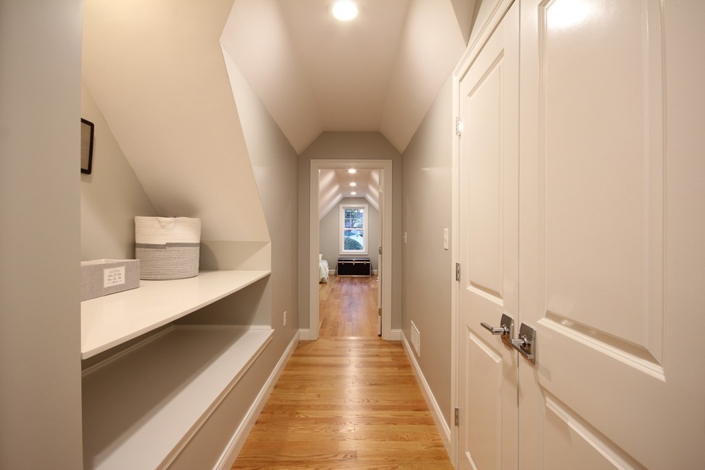 19 Traverse Street, Unit 3 Woburn, MA 01801 - Photo 35 of 41