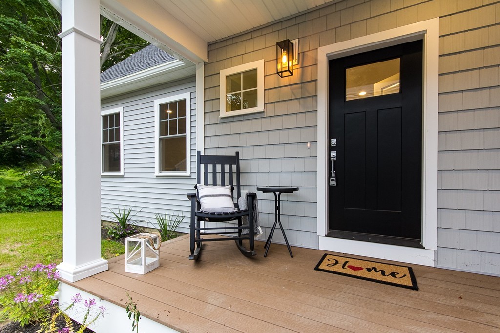 19 Traverse Street, Unit 3 Woburn, MA 01801 - Photo 4 of 41
