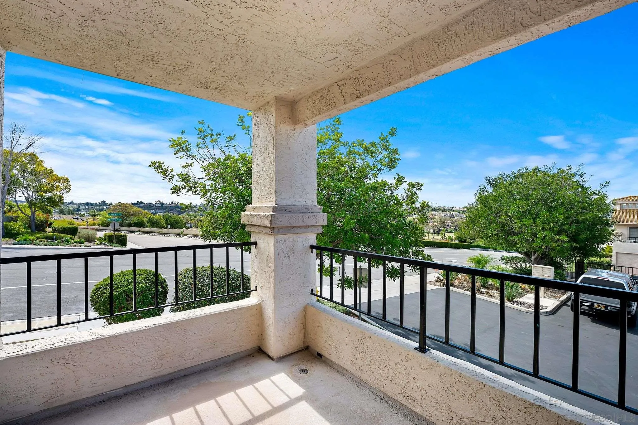 7488 Alicante Road Carlsbad, CA 92009 - Photo 31 of 47 Gallery Image 31