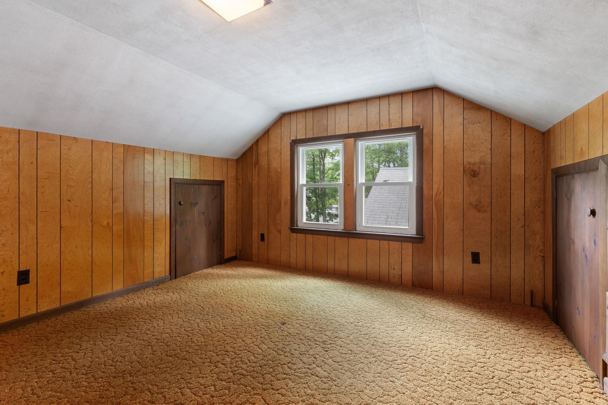 42 Oak Street Rochester, NH 03839 - Photo 18 of 36