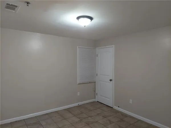 $800 | 3100 17th Street, Unit G, Metairie, LA 70002