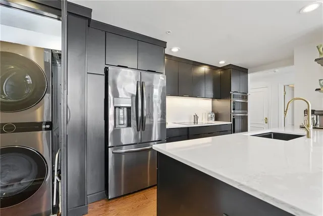 $799,900 | 306 Fourth Avenue, Unit 2101, Pittsburgh, PA 15222