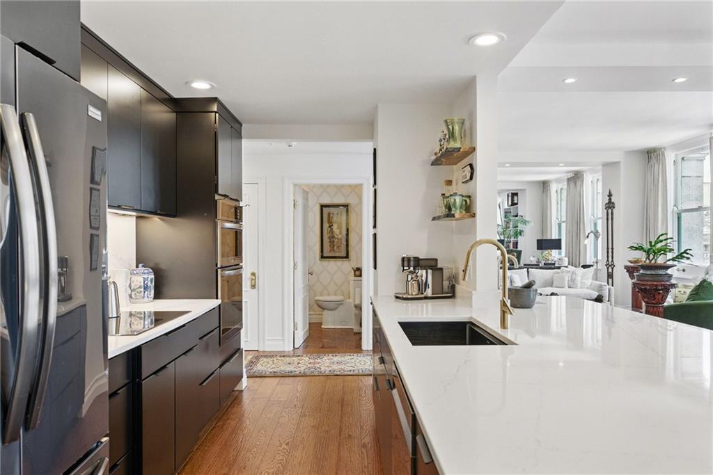 306 Fourth Avenue, Unit 2101 Pittsburgh, PA 15222 - Photo 16 of 50