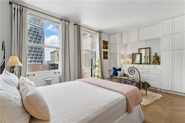 $799,900 | 306 Fourth Avenue, Unit 2101, Pittsburgh, PA 15222