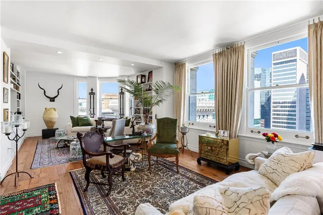 $799,900 | 306 Fourth Avenue, Unit 2101, Pittsburgh, PA 15222