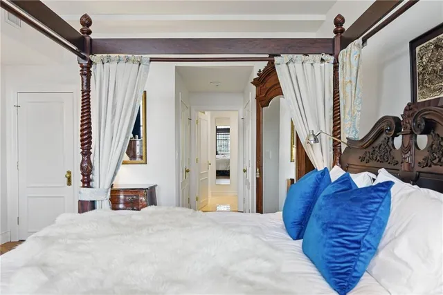 $799,900 | 306 Fourth Avenue, Unit 2101, Pittsburgh, PA 15222