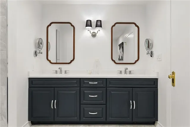 $799,900 | 306 Fourth Avenue, Unit 2101, Pittsburgh, PA 15222