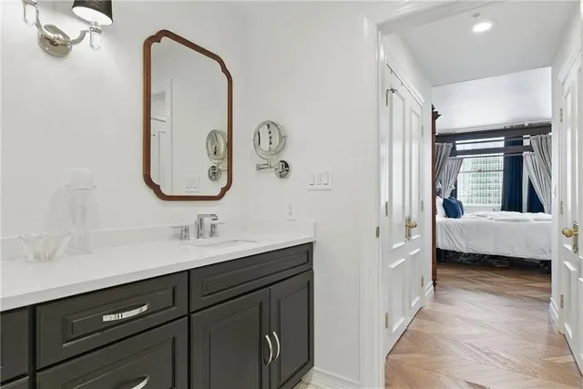 $799,900 | 306 Fourth Avenue, Unit 2101, Pittsburgh, PA 15222