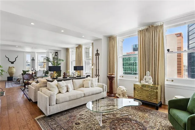 $799,900 | 306 Fourth Avenue, Unit 2101, Pittsburgh, PA 15222