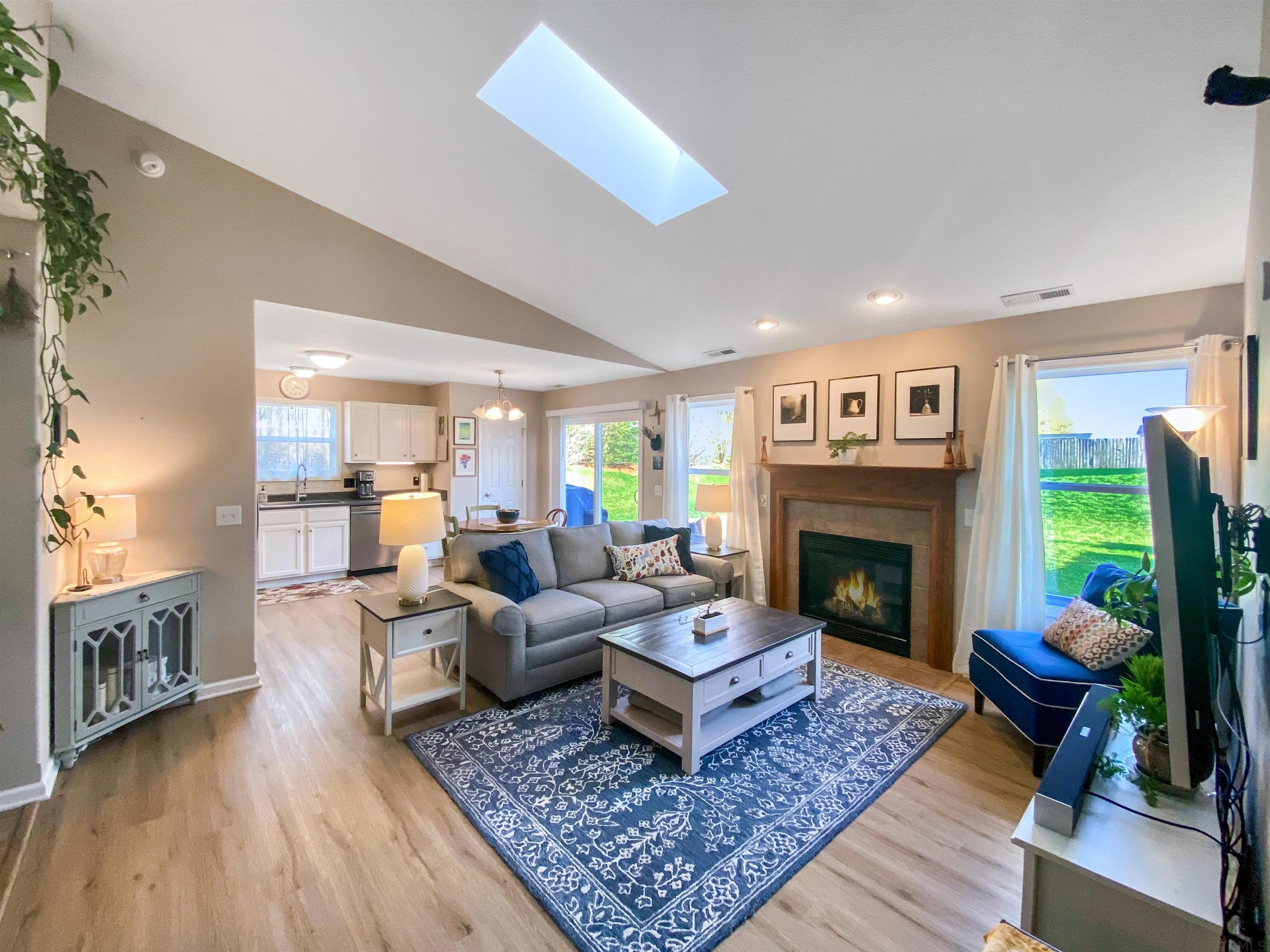 230 Riley Drive Fort Wayne, IN 46825 - Photo 4 of 17 Gallery Image 4