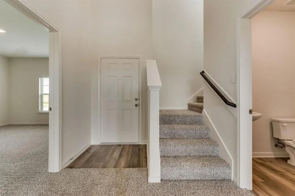 912 Mallorie Lane Ferris, TX 75125 - Photo 4 of 24