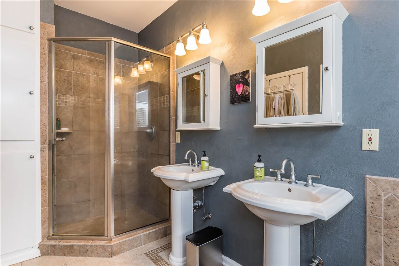 12316 Whartons Way Raleigh, NC 27613 - Photo 16 of 25 Photo 16