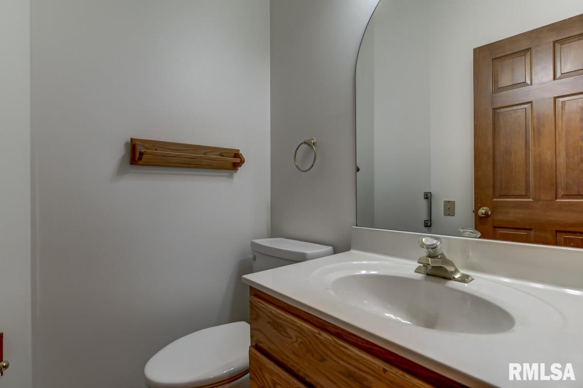 2517 Dickens Drive Springfield, IL 62711 - Photo 21 of 46 Gallery Image 21