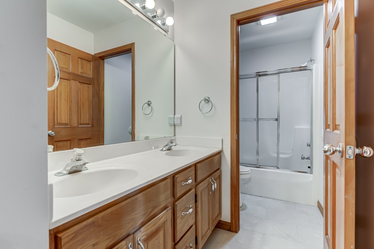 2517 Dickens Drive Springfield, IL 62711 - Photo 29 of 46 Gallery Image 29