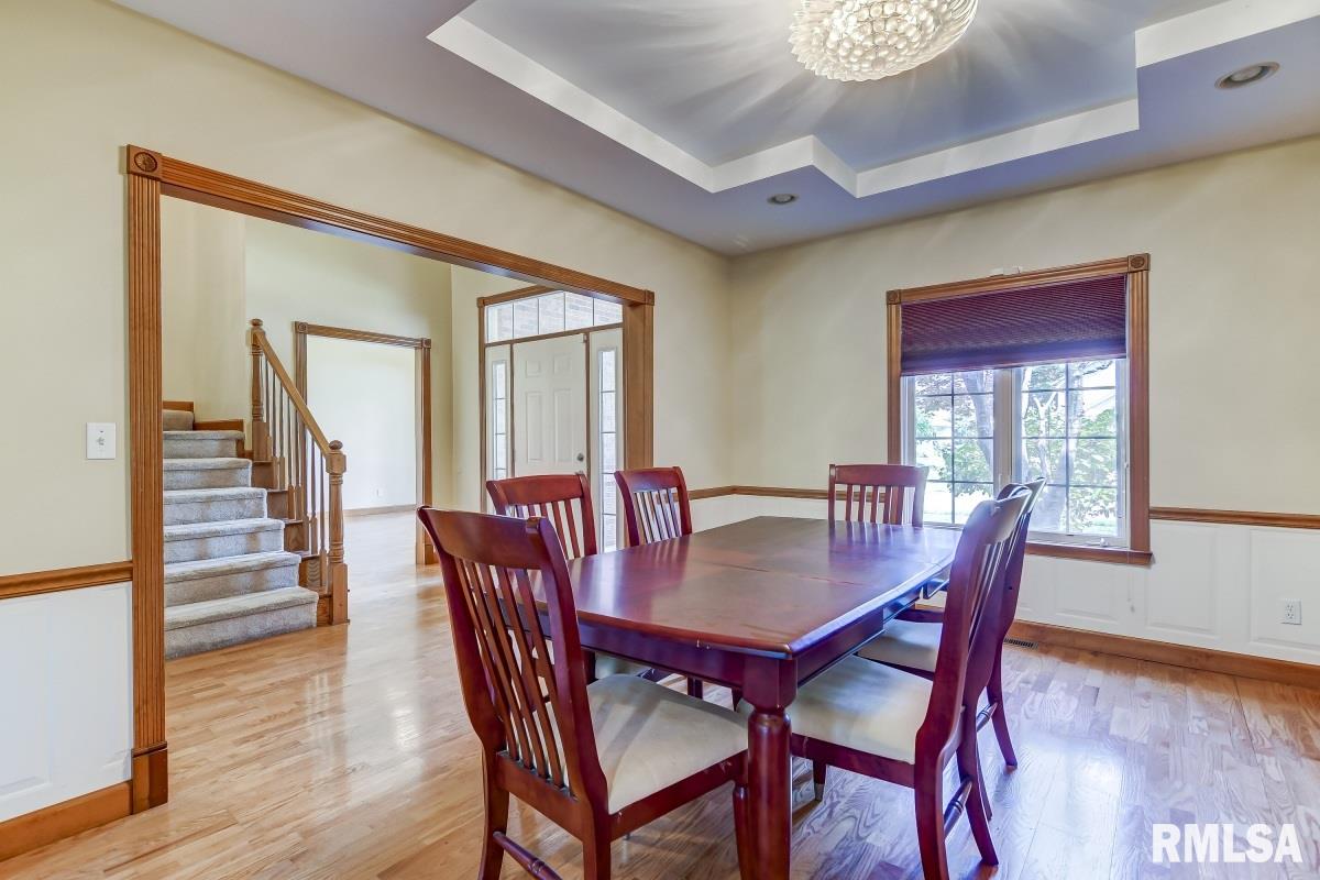 2517 Dickens Drive Springfield, IL 62711 - Photo 9 of 46 Gallery Image 9