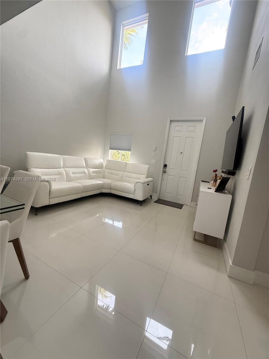 4106 Northeast 25th Street Homestead, FL 33033 - Photo 4 of 19