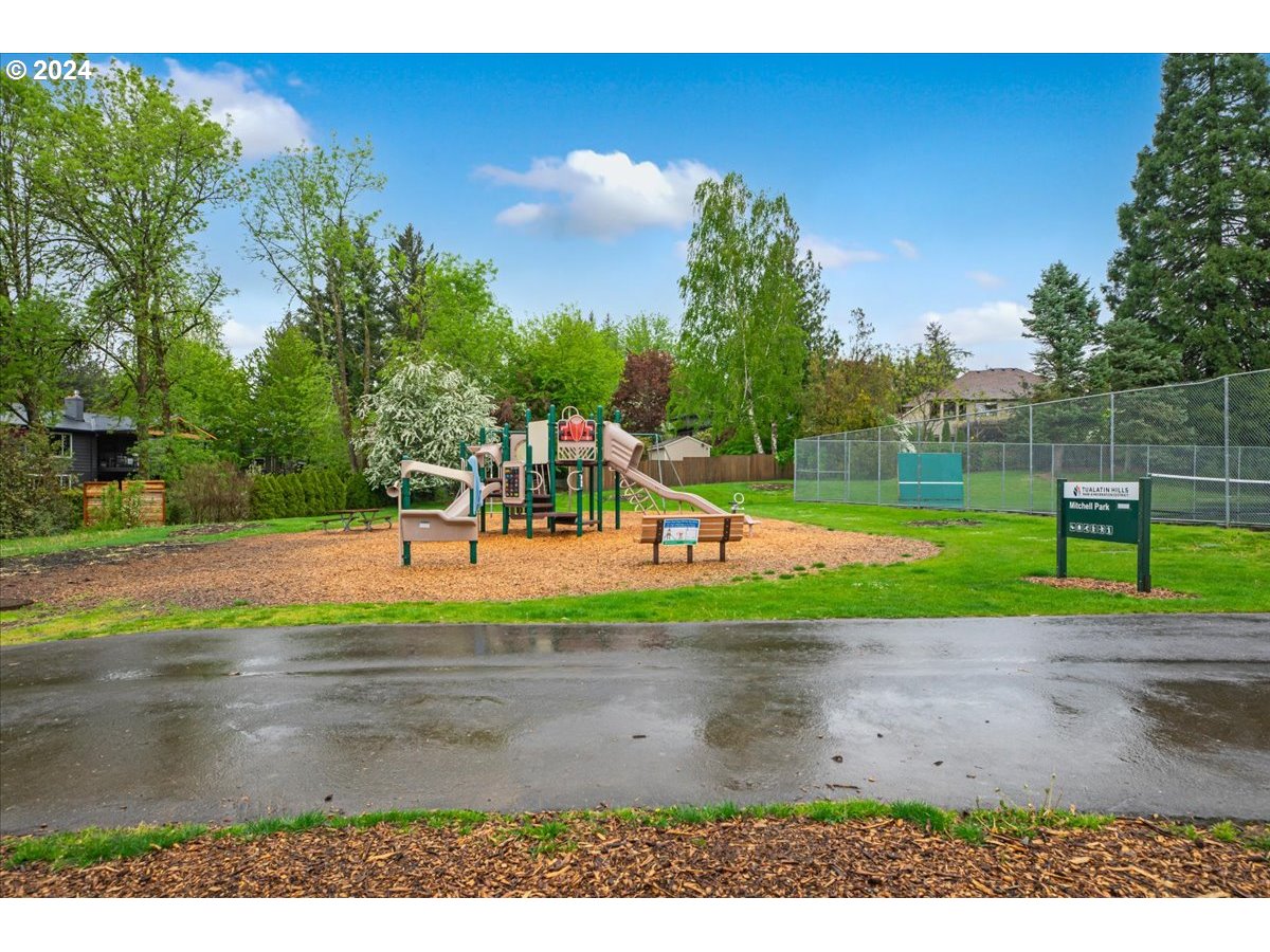 9460 Northwest Leahy Road Portland, OR 97229 - Photo 39 of 41 Neighborhood Park