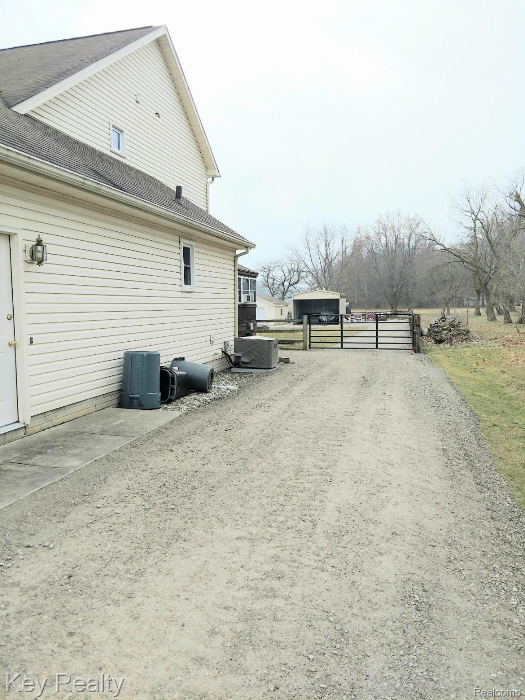 3641 Kelly Road Erie, MI 48133 - Photo 3 of 54 thumbnail40.jpeg