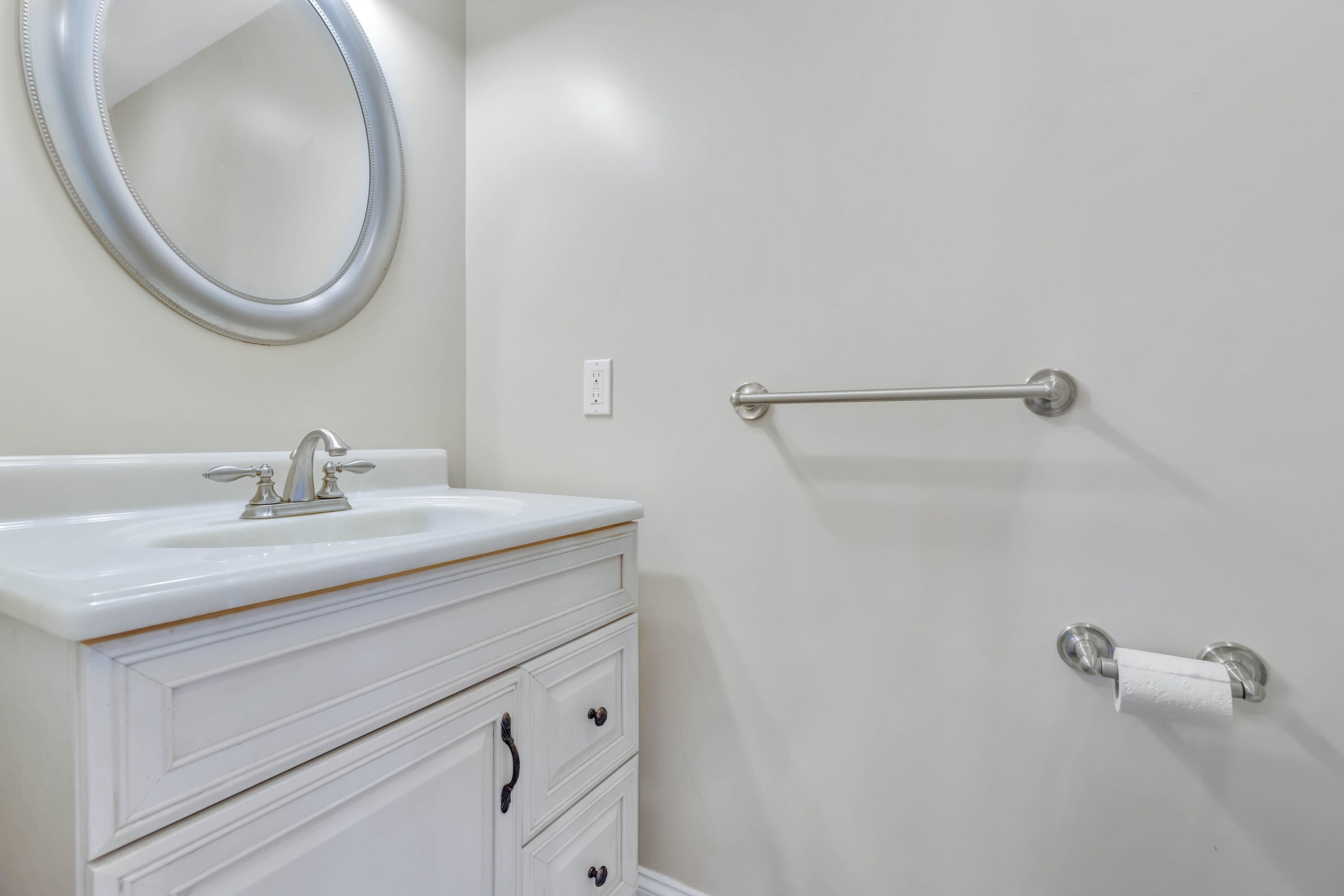 8 Blueberry Road Cape Elizabeth, ME 04107 - Photo 11 of 41 11