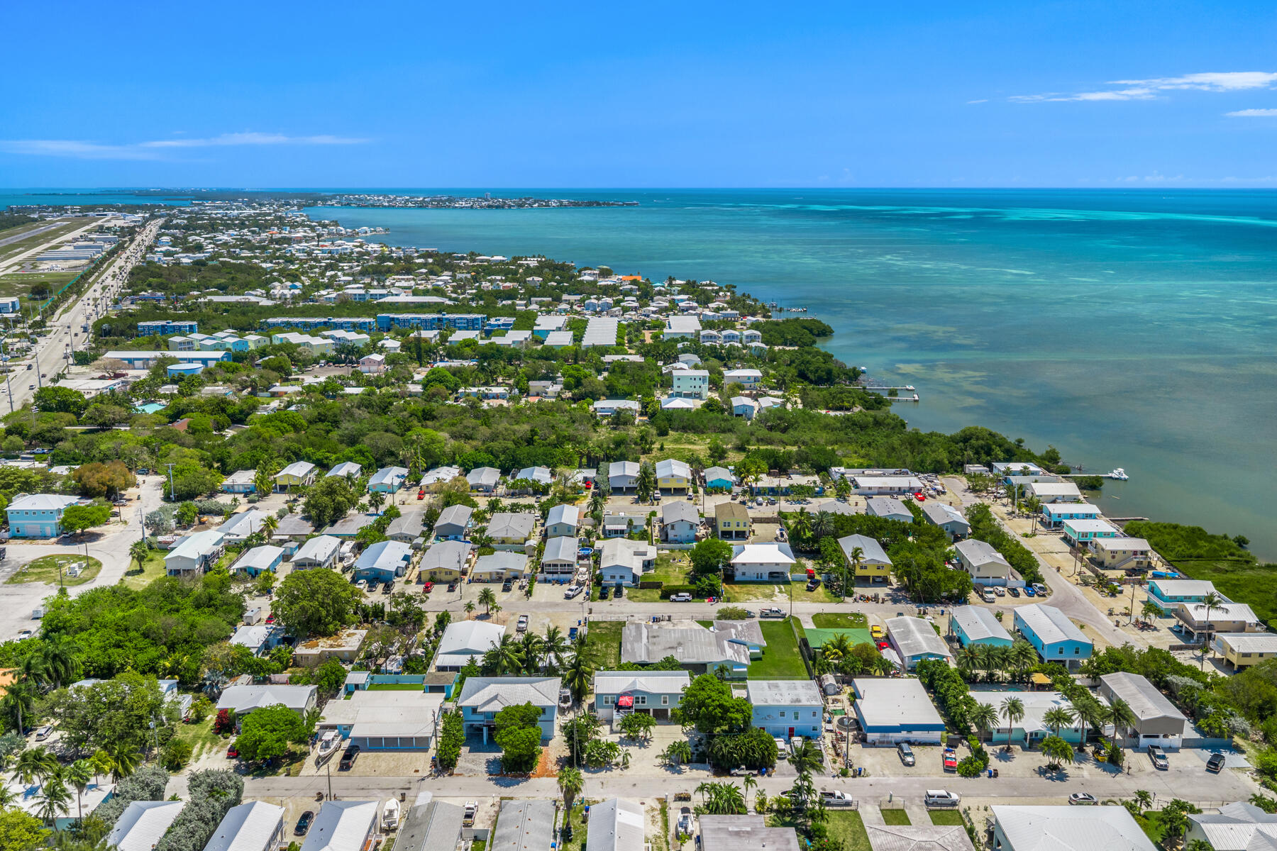 650 64th Street Marathon, FL 33050 - Photo 2 of 45 a view of city and ocean