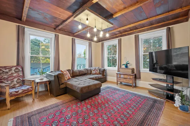 $475,000 | 306 Maine Avenue, Farmingdale, ME 04344